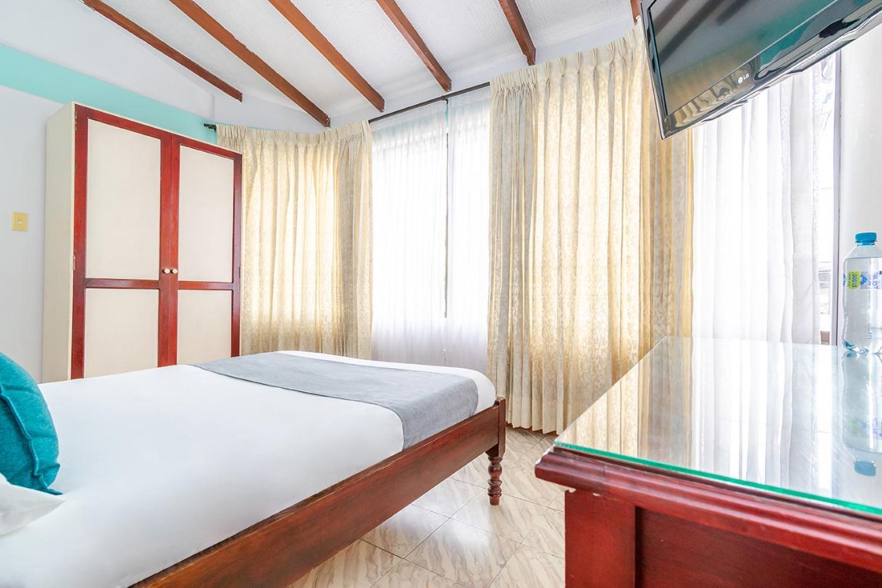 Hotel Puerta Del Sol Попаян Екстериор снимка